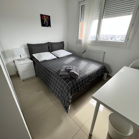 Super 4 Pieces Refait A Neuf Apartment Villeurbanne Exterior photo
